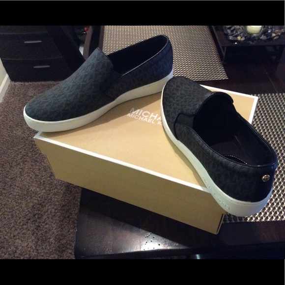 Michael Kors Shoes - Women’s Michael Kors shoes Michael Kors Shoes - Women’s Michael Kors shoes